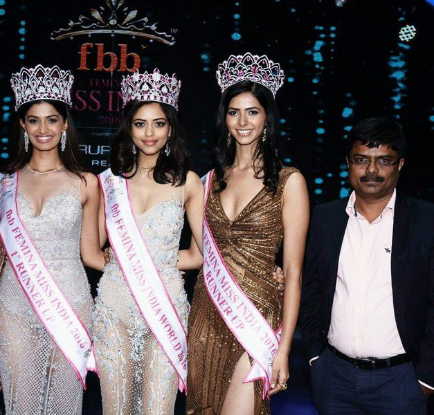 Aloe Veda Co-founder Reginald Pathrose with the winners | Femina Miss India 2016 | Mumbai